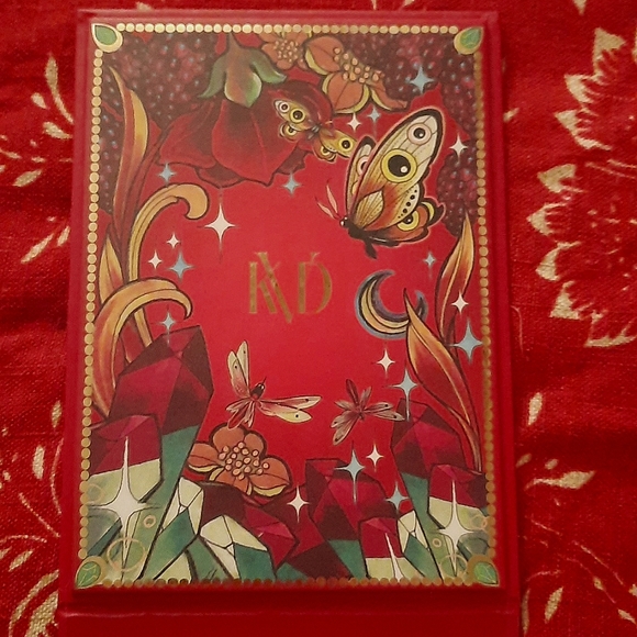 Kat Von D Bundle! MoonGarden Eye Palette + Bronze Gold Eyeliner + Lock-it Powder - Picture 10 of 10